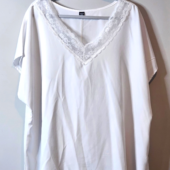 Shein Curvr White Lace Trim Women's Top Size 4XL NEW - Picture 1 of 13